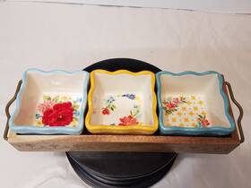 Pwf096881814063 Pioneer Woman Floral Medley Condiment Set - Stoneware Bowls Acadia Wood Tray 4pc