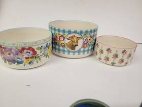 Pioneer Woman Pws296881814792 Sweet Romance Cow Ceramic Bowl Set