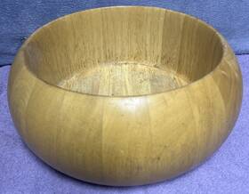 R081924 Plantation Timber Vintage 1995 Rubberwood Large 13 Dia Heavy Wood Bowl #r081924