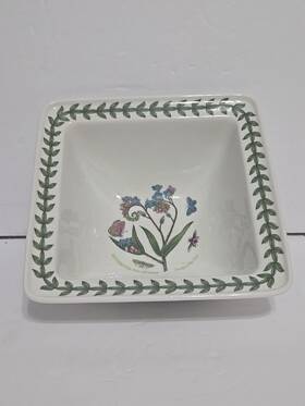 605329 Portmeirion Botanic Garden Square Mini Bowl Assorted Motif