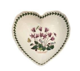 Bg77269-x Portmeirion Bontanic Garden Gardn Heart Shaped Ivy Leaved Cyclamen Repandum Dish 8.5 In