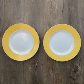 Pba84 Pottery Barn Great White Pasta Bowls 10.5 Inch Yellow Rim Gold Trim Set Of 2