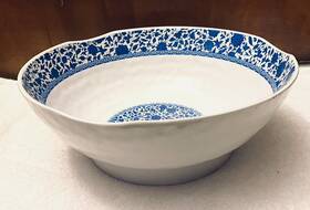 Q Squared 847207023520 Alaina Young Heritage 12 Inch Serving Bowl Melamine Large Capacity