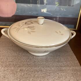 3436 Rosenthal Germany Covered Serving Dish 3436/66 Continental Platinum Trim
