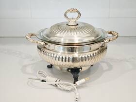 467e Sheridan Silver Co 10 Inch Covered Casserole Vegetable Chafing Dish Electric Warming