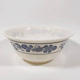 5208 Shunta Vintage Melamine 8 Inch Salad Pasta Serving Bowl #5208 White And Blue Grapes