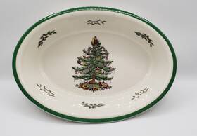 Spode 749151698109 England 9 Inch X 12.5 Christmas Tree Oval Baking Dish - Green White Holiday
