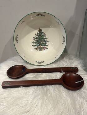 Spode 783931359491 Christmas Tree 9.5 Inch Round Salad Bowl With Wooden Servers