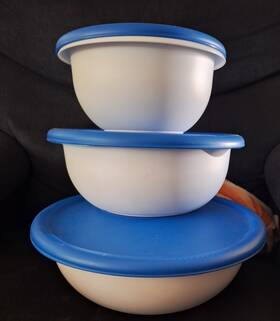 Sterilite 719918444683 6 Pc Covered Bowl Set Blue And White