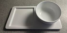 2584696 Sur La Table White Soup And Sandwich Serving Plate Set Great Condition