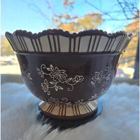 Temp-tations 832931 Temp-tations Floral Lace Brown Ceramic Footed Scalloped 2 Quart Serving Bowl