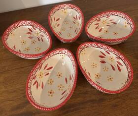 Temp-tations Kfi-xng-955005 Temp-tations Tara Old World 8 Oz. Five Red/maroon Egg Shape Bowls
