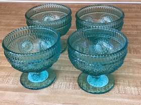 82802.04r The Pioneer Woman 4 New Teal Adeline Embossed Glass Footed Sundae/dessert Bowl Cup