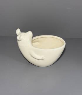 U7622 Transpac Creamy White Ceramic Pig Belly Dip Bowl By