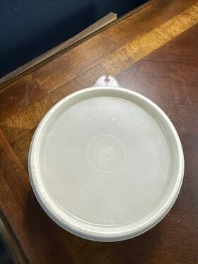 1667-7 Tupperware Dip Bowl Beige #1667-7 W Lid Fits Vegetable Tray Replacement Vintage