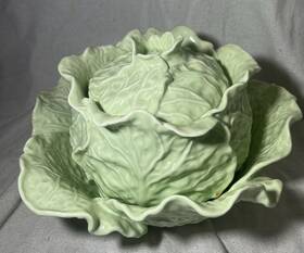 51867 Twos Company Lettuce Design Tureen And Serving Bowl Set