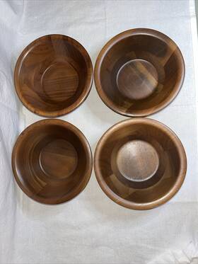 Vermillion Walnut 4-real Salad Bowls Company