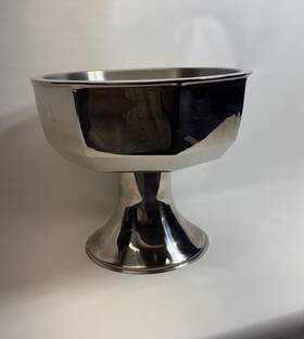 47663 Vollrath 46773 18-8 Double Wall Stainless Steel Footed Serving Bowl
