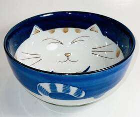 2c12 Warai Neko Happy Cat 7 3/4 Inch Blue Japan Porcelain Bowl