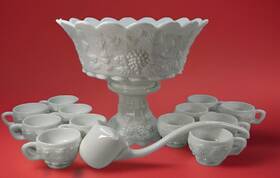 Pg-85 Westmoreland Glass Punch Bowl Paneled Grape Line 1881- 12 Cups Ladle Base