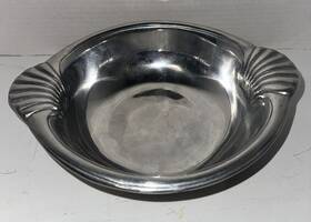 356404 Wilton Armetale Vintage Pewter Scallop Handle Small Round Serving Bowl