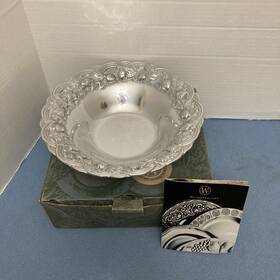 373054 Wilton Armetale Cib Oak Leaf And Acorn 11.5 Inch Medium Serving Bowl