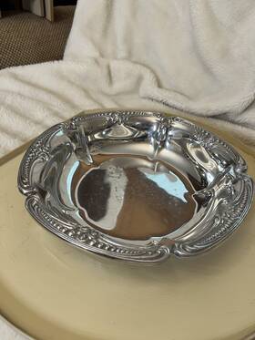 Wilton Armetale 385284 Belemont Medium Serving Bowl 12 Inches