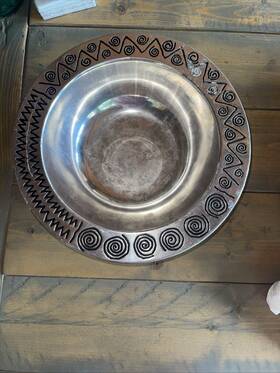 820015 Wilton Armetale Reggae Silver Serveware 12.5 Inch Medium Round Bowl #820015