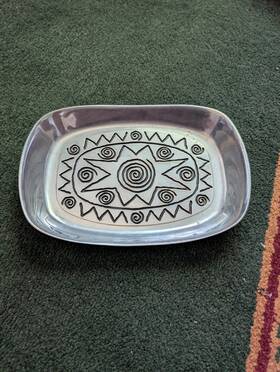 Tray-9.5x6.5 Wilton Armetale Tray-9x6 Reggae Bread/serving Inch