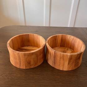 Wtt200 Woodard & Charles Set Of 2 And Acacia Wood Tulip Salad Bowls 10 Inch Brown