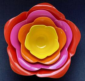 07135 Zak Designs Stacking Nesting Flower Bowls Multi-colored Set Of 4 Red Pink Orange Yellow