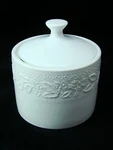Libbey Holiday Garland LIE19 No Trim Covered Sugar Bowl Excellent. Fixed Price $17.10.