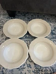 4 Lenox Accoutrements Cornelia Cream Scalloped Soup/cereal Bowls Anna Griffin. Fixed Price $30.00.