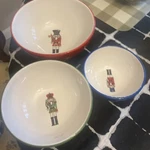 Ceramic Avon Holiday Christmas Nesting Bowls Nutcracker Red 6 ,green 5 &blue 4. Fixed Price $39.99.
