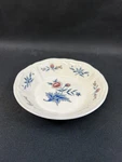 Wedgwood Williamsburg Potpourri (1) 1/4" Fruit Dessert Or Sauce Bowl NK510. Fixed Price $19.99.