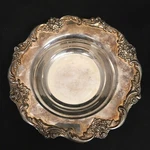 Lunt A-27 Silver Plate Bowl Ornate Rococo Edge Baroque Style Patina Inch. Fixed Price $24.95.