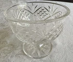 Shannon Godinger 24% Leaded Crystal Dublin Ice Cream Fruit Cocktail Dish. Fixed Price $6.00.