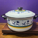 Aluminum Stock Pot With Lid /studio Nova Bonne Cuisine/ Skylight Pattern. Fixed Price $19.99.
