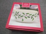 Lenox Holly Berry Serving Bowl Dip Vegetable 5" Holiday American By Design Round. Fixed Price $31.98.