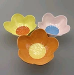 New Set Of 3 Target Room Essentials 6" Flower Melamine Dessert Salad Bowls. Fixed Price $18.97.