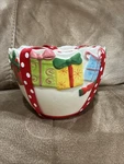 Set Of 3 Holiday Hand Painted Gifts/candy Housewares International Nesting Bowls. Fixed Price $19.99.