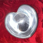 Nambe Sean O'hara MT0019 Heart Metal Decorative Bowl Polished Finish. Fixed Price $24.00.