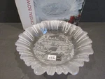 Mikasa Holiday Classic 10.5" Fluted Frosted Crystal Bowl SA520/259 Winter Scene. Fixed Price $12.99.