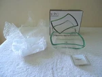 Studio Crystal " Nib Soho Collection Colored Glass Dish Beautiful Item. Fixed Price $15.99.