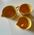 Temptations By Tara World Gold 3 Piece Nesting Mixing Bowl W/spout. Fixed Price $35.00.