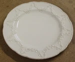 Rare Wedgwood Embossed Queensware Cream On Laurel Swags Dinner Plate. Fixed Price $80.00.