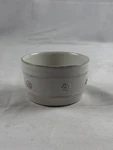 Juliska Berry And Thread Whitewash 4 Inch Ramekin JA12/W - Used. Fixed Price $20.00.