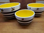 Honey Bee Little Bowls SET/3. Fixed Price $13.00.