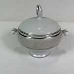 Mikasa Parchment L3438 Fine China Sugar Bowl With Lid Gray Silver Scroll Design. Fixed Price $39.95.
