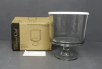 The Pampered Chef 2832 Glass 7.75" Pedestal Trifle Bowl W/ Rubber Lid Usa New. Fixed Price $49.99.